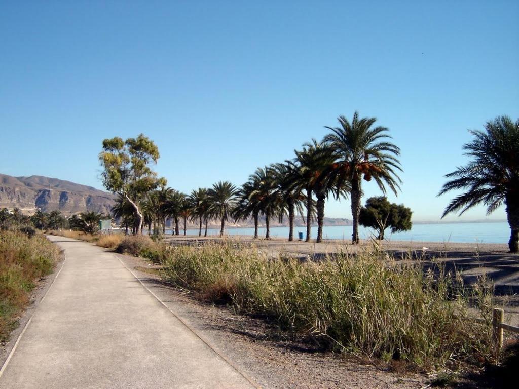 Apartamento Las Palmerillas-Residencial Torrequebrada Roquetas de Mar Dış mekan fotoğraf